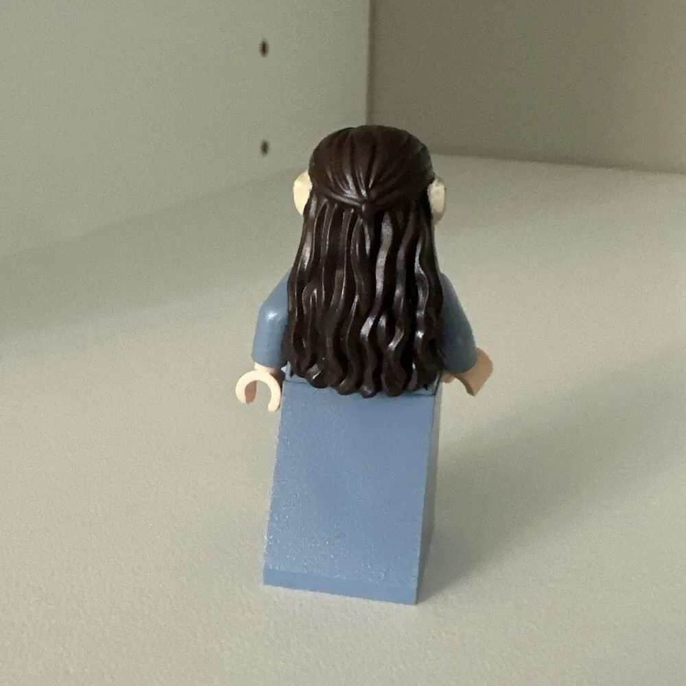 Lego selling from